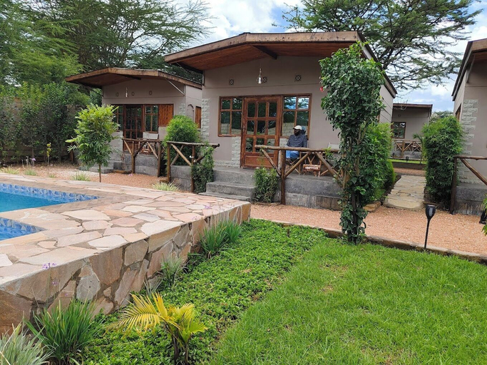 Pool 4, Emirishoi Cottages & Garden Bistro, Narok North