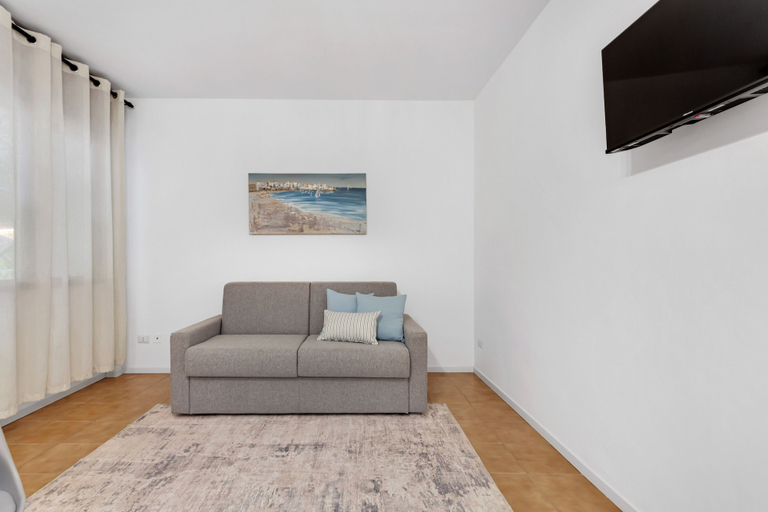 Living area 3, Alessia's Flat - Borgo Palazzo 005, Bergamo