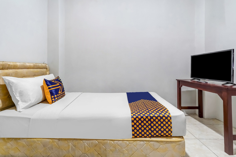 Room 3, SPOT ON 94730 The Chatter Place Dipatiukur, Bandung