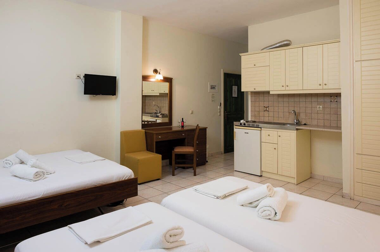 Bedroom 5, Konstantinos Hotel & Apartments I, Ionian Islands