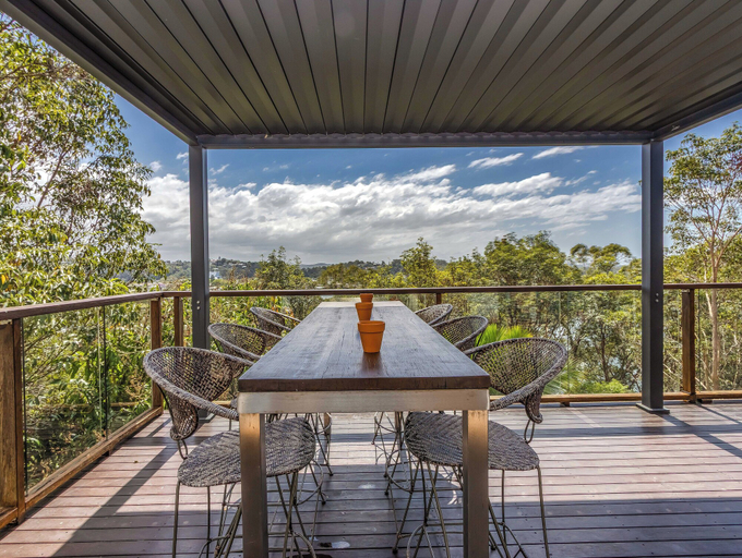 Balcony 2, Hillcrest Retreat with River Views, Tweed Heads