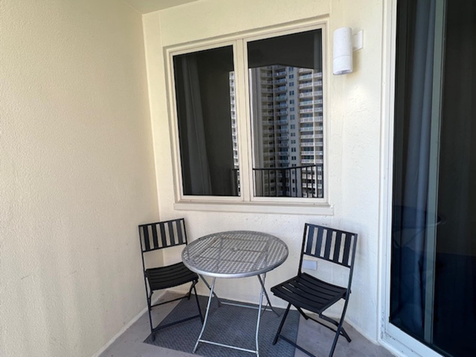 Outdoor dining 4, Beach, Please!, Bay