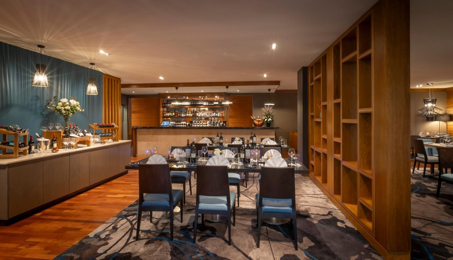 Food & Drinks 5, Clayton Hotel Liffey Valley, Dublin