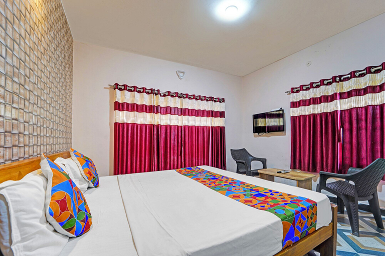 Room 3, Fabhotel Phoenix Stay, The Nilgiris