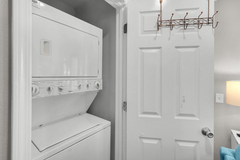 Bathroom 3, Gulf Island 314, Escambia
