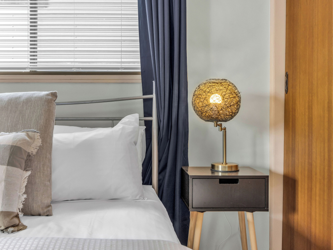 Room 5, Hillcrest Retreat with River Views, Tweed Heads