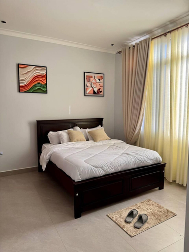 Room 2, Ace Homes Bubga 3BR, Kampala