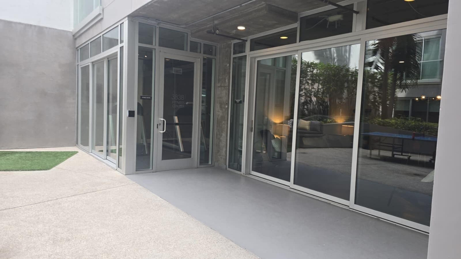 Front of property, Modern Boutique Living in Culver City, Los Angeles