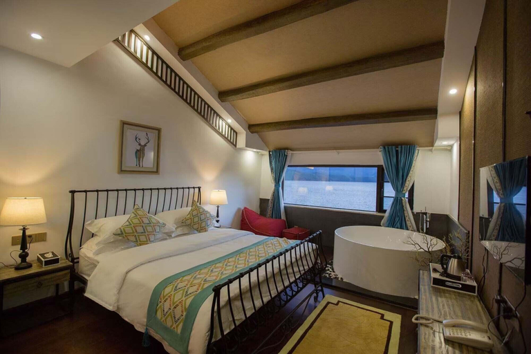 Room 3, Lugu Lake Yunshang Holiday Hotel, Liangshan Yi