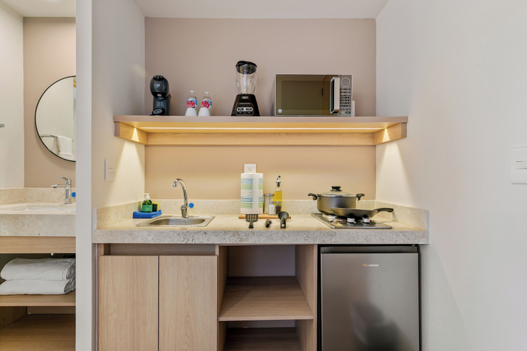 Private kitchen 4, Ezequiel Montes By Homirent, Querétaro