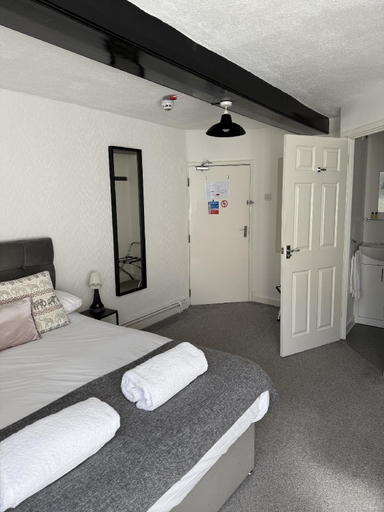 Bedroom 2, The Britannia Inn, Dorset