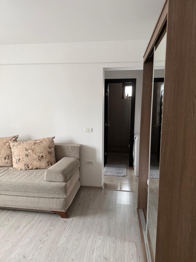 Others 2, Apartament Central-Targu Ocna, Targu Ocna