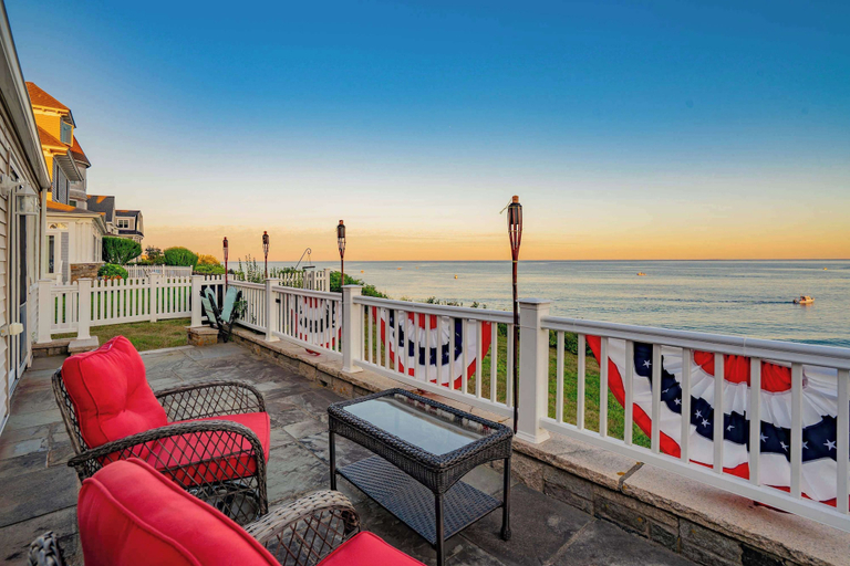 Terrace/patio, Oceanfront Ping Pong 1 Min Walk to Beach Pets Welcome, York