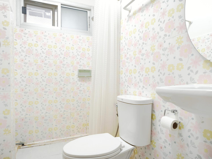 Bathroom 3, Maya Suite, Ratchathewi