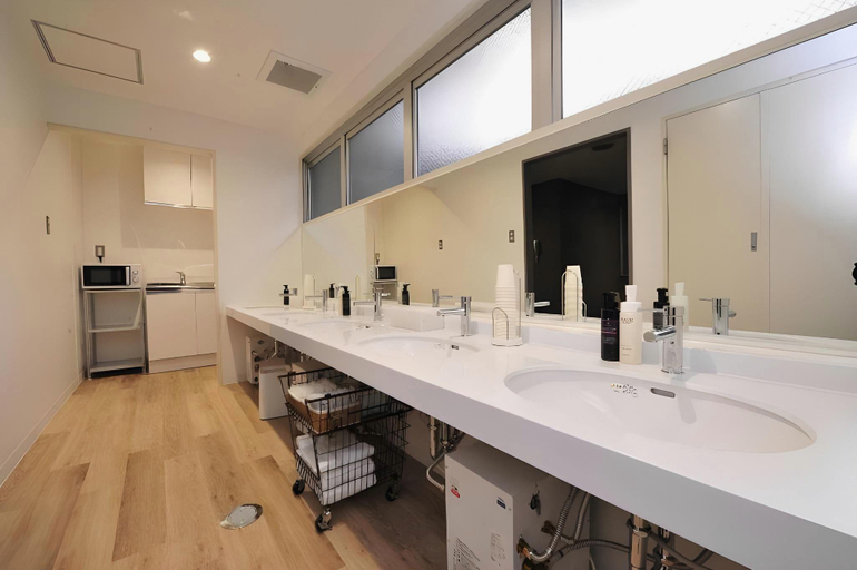 Bathroom 4, COCO STAY Nishikawaguchiekimae, Warabi