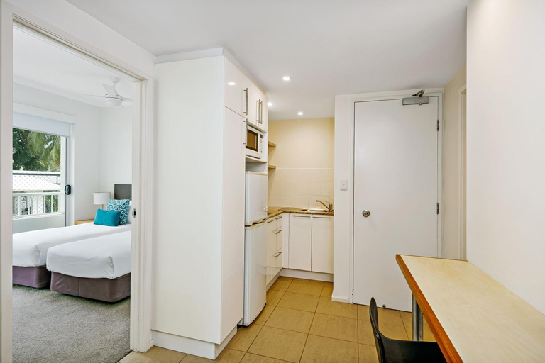 Bedroom 3, Mantra Portsea Port Douglas, Douglas