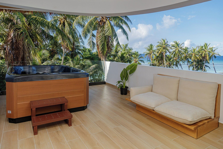 Others 2, Kinan Boutique, Vaavu Atoll