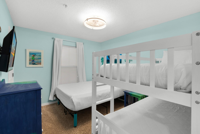Bedroom 2, Gulf Island 314, Escambia