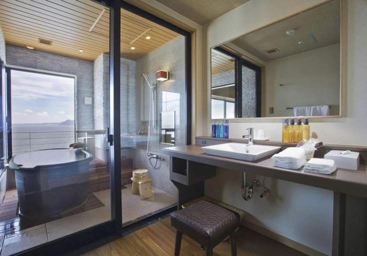 Bathroom 5, Inatori-Ginsuiso, Higashiizu