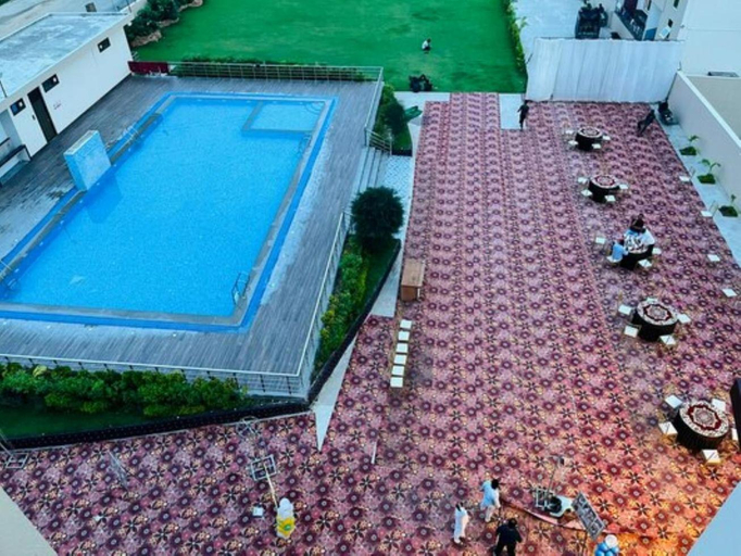 Sport & Beauty 5, Divine Hotel And Resorts, Gaya