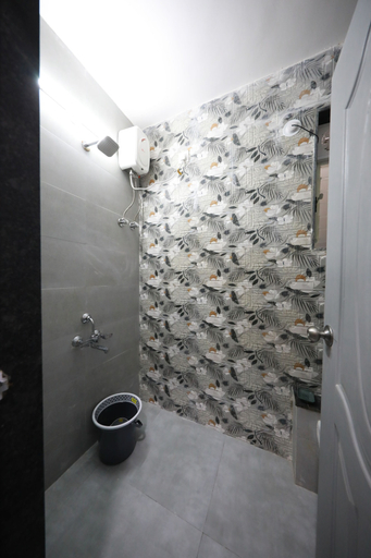 Bathroom 2, Azura Vista by Alt Acco, Pune