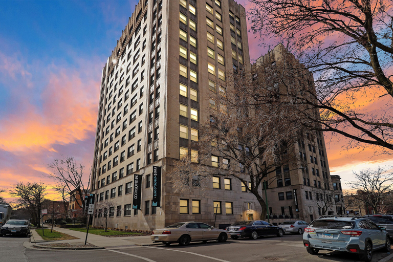 Exterior, Explore this 2BR Apt - Blackwood rep, Cook