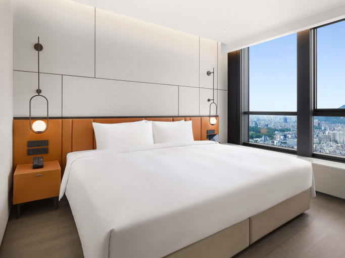 Bedroom 4, Pullman Ambassador Seoul Eastpole, Gwang-jin