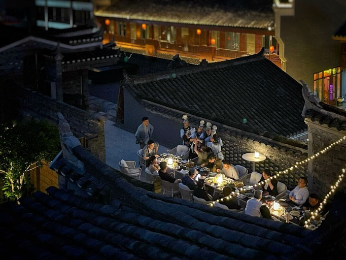 Exterior & Views 2, Phoenix Hall House Hotel, Xiangxi Tujia and Miao