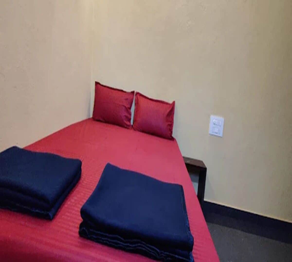 Room 5, Aisiri Guest House Rooms, Uttara Kannada