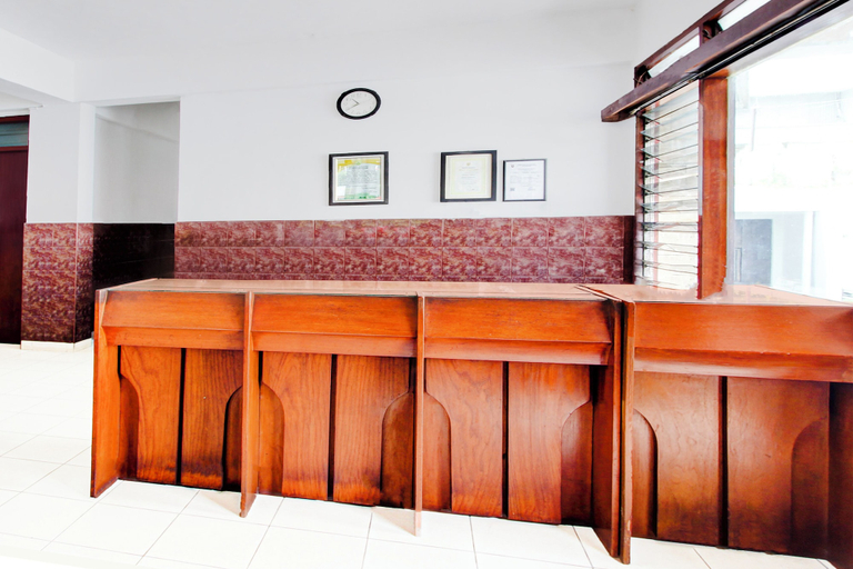 Reception 3, Hotel O Hotel Wisma Hasanah, Semarang