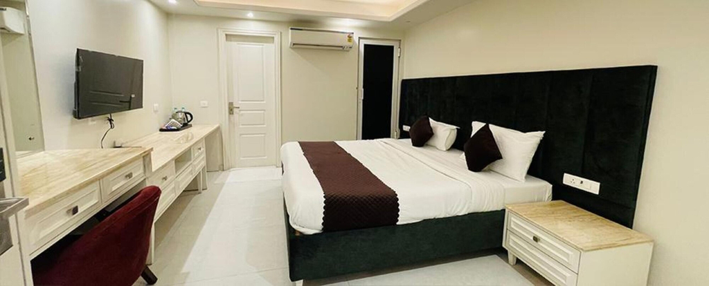 Room 2, Fabhotel Lands Inn, Gurgaon
