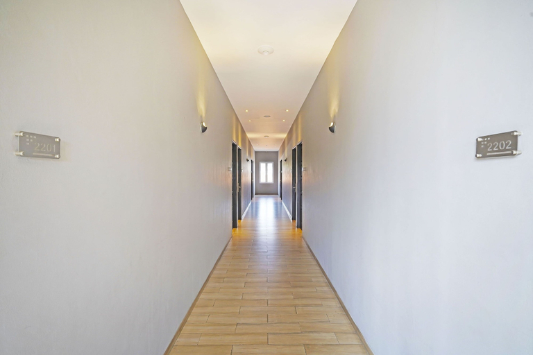 Lobby 2, OYO 94729 Regia Dago, Bandung