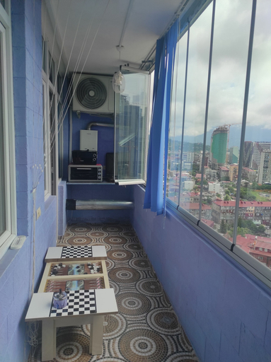 Others 5, zura, Batumi