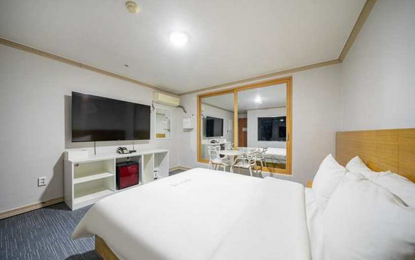 Bedroom 2, Jeonju Junghwasandong El Dorado, Jeonju