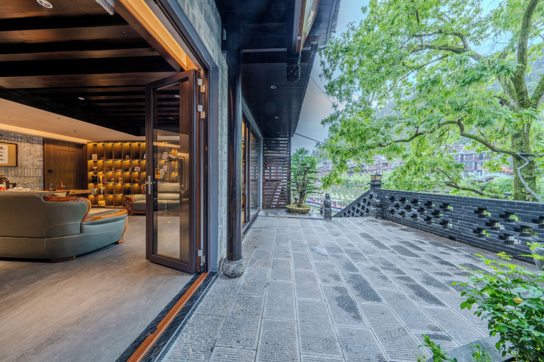 Courtyard 2, Fenghuang Yiquan River View B&B, Xiangxi Tujia and Miao