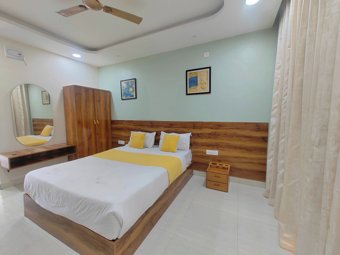 Room 4, Hotel Sskar Executive, Pune