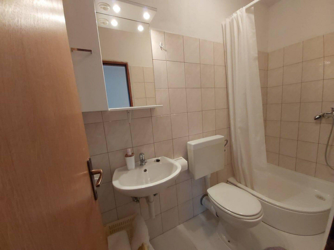 Bathroom, Apartments Villa Pelegrin - Studio Apartment with Sea View Apartment, Jelsa