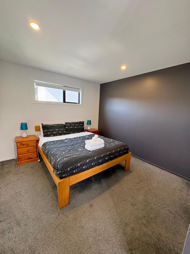 Bedroom 2, Flat White, Mackenzie