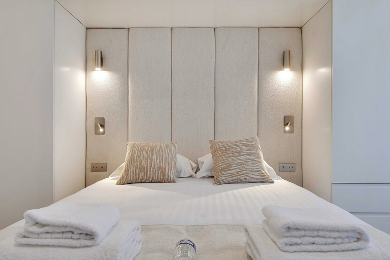 Others 2, Chic Apartment - 1br/4p - Republique, Paris