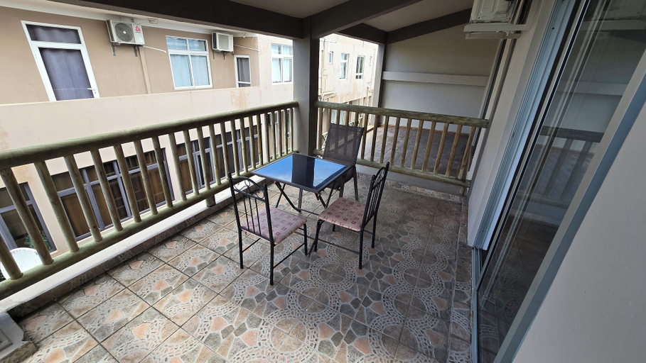 Terrace/patio 4, Beau Soleil Apartments, Flacq