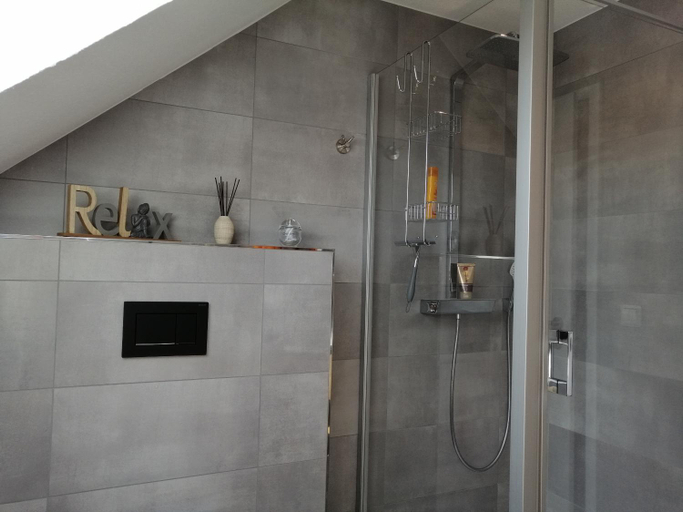 Bathroom, Premium-Plus-Ferienhaus Thiazi, Harz