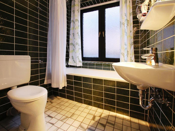 Bathroom 4, Ferienwohnung in Westerland auf Sylt, Nordfriesland