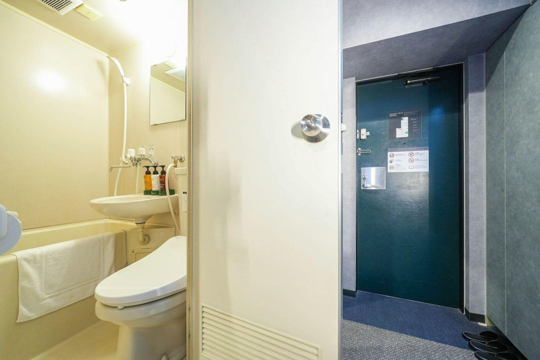 Bathroom 4, Residence Hotel Stripe Sapporo, Sapporo