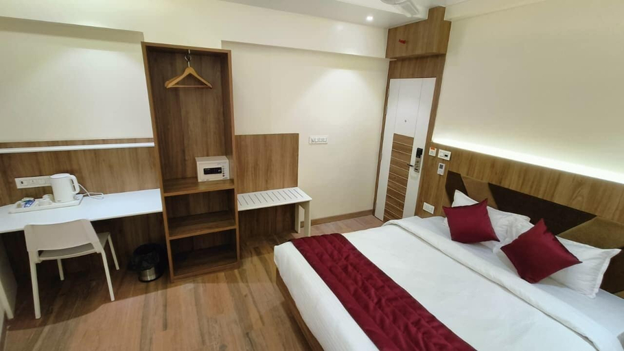 Bedroom 4, Hotel Pritam Nagpur, Nagpur