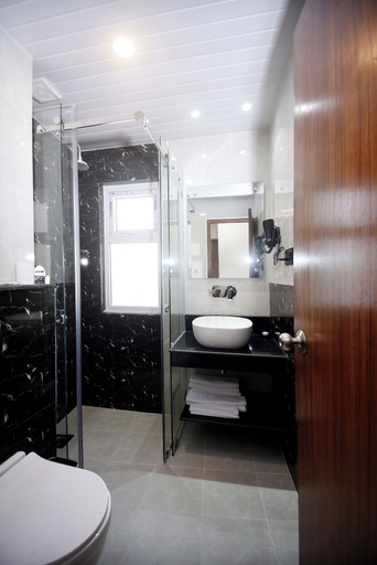 Bathroom 4, Hotel Cozy Heaven, Bagmati