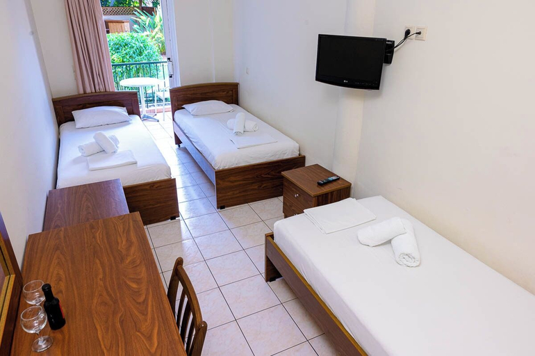 Bedroom 4, Konstantinos Hotel & Apartments I, Ionian Islands