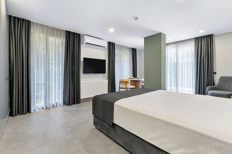 Room 4, Zeluxe Suite Hotel, Antalya