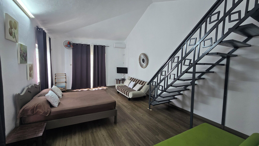 Room 5, Beau Soleil Apartments, Flacq
