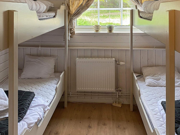 Bedroom 2, person holiday home in Tystberga, Nyköping