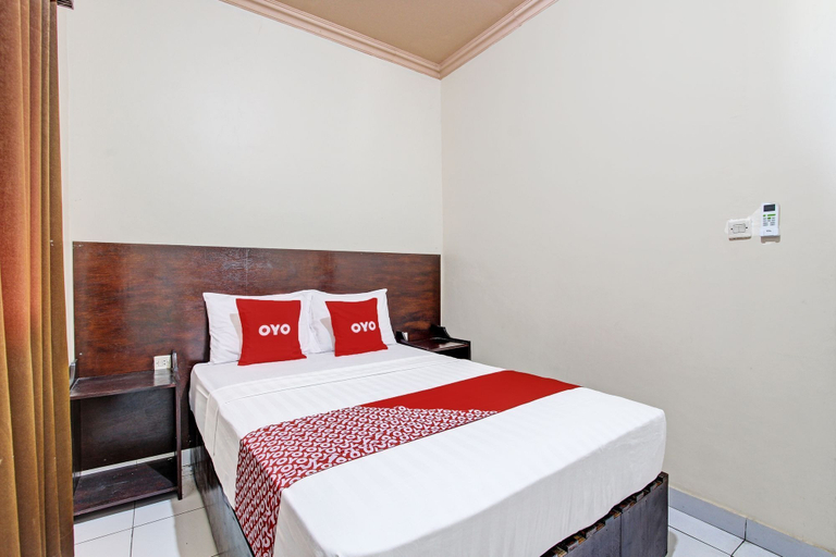 Bedroom 1, OYO 92289 Hotel Aji Kusuma, Wonogiri